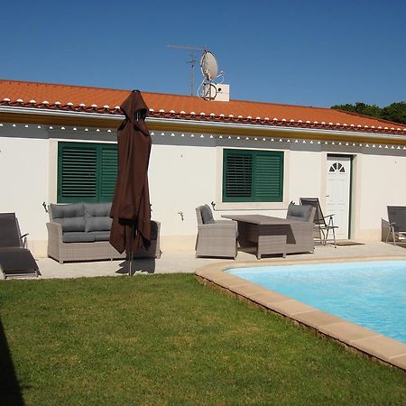 Guest House Dos Olivais 阿泽陶 外观 照片