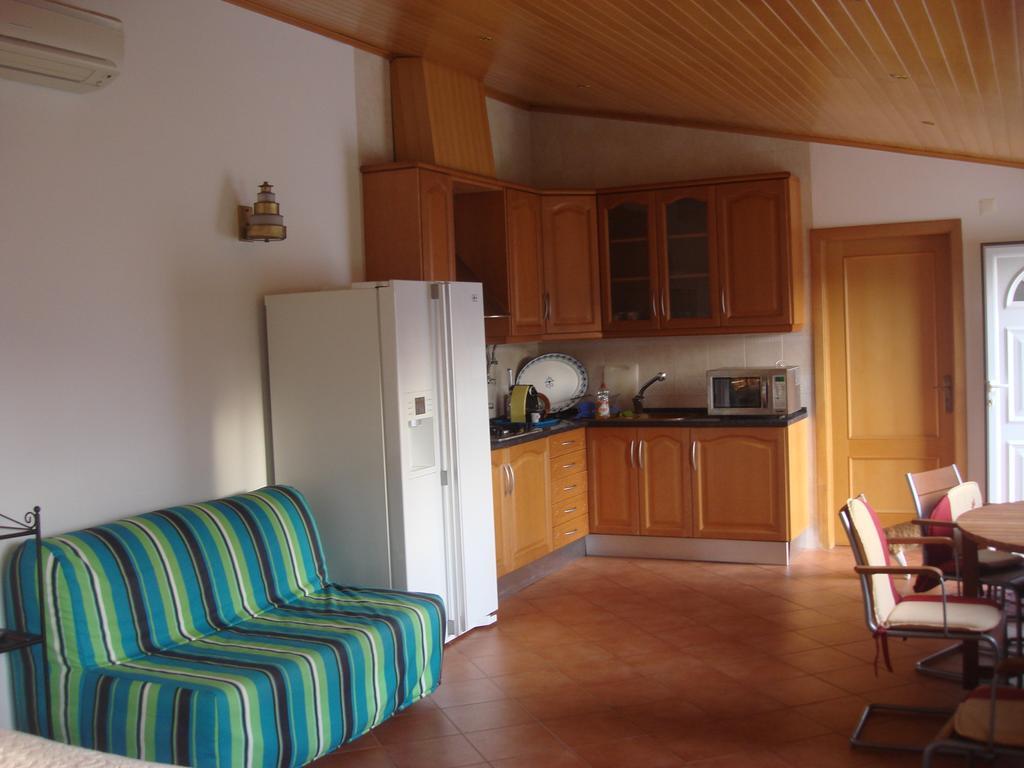 Guest House Dos Olivais 阿泽陶 外观 照片