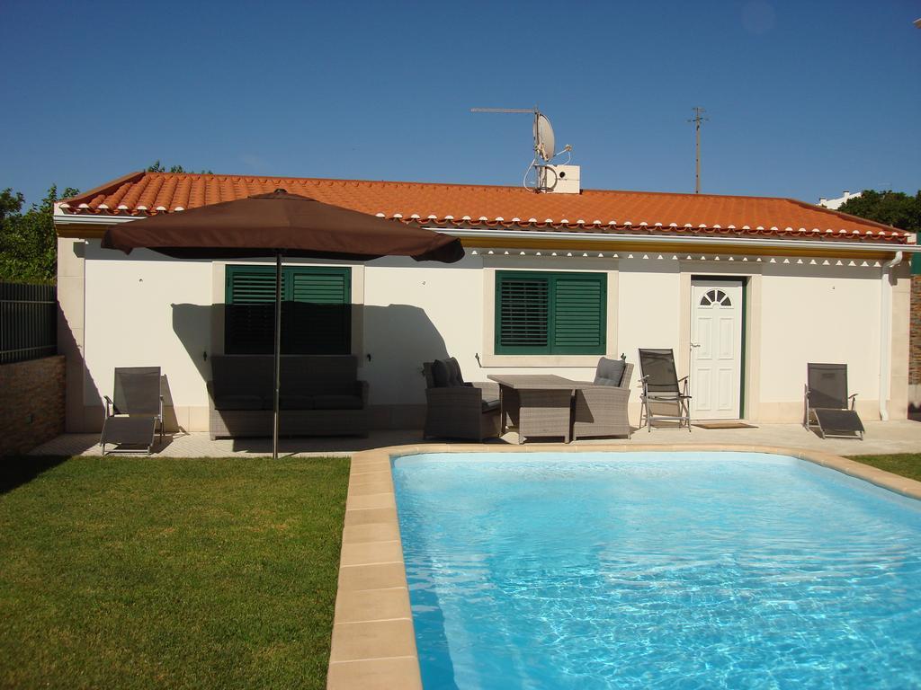 Guest House Dos Olivais 阿泽陶 外观 照片
